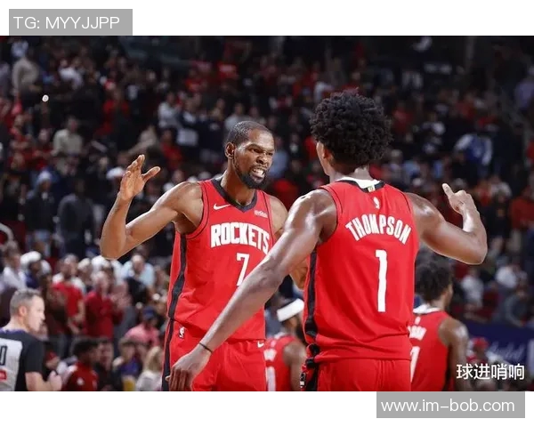 火箭队发布新海报谢泼德与杜兰特击掌瞬间展现新老结合魅力